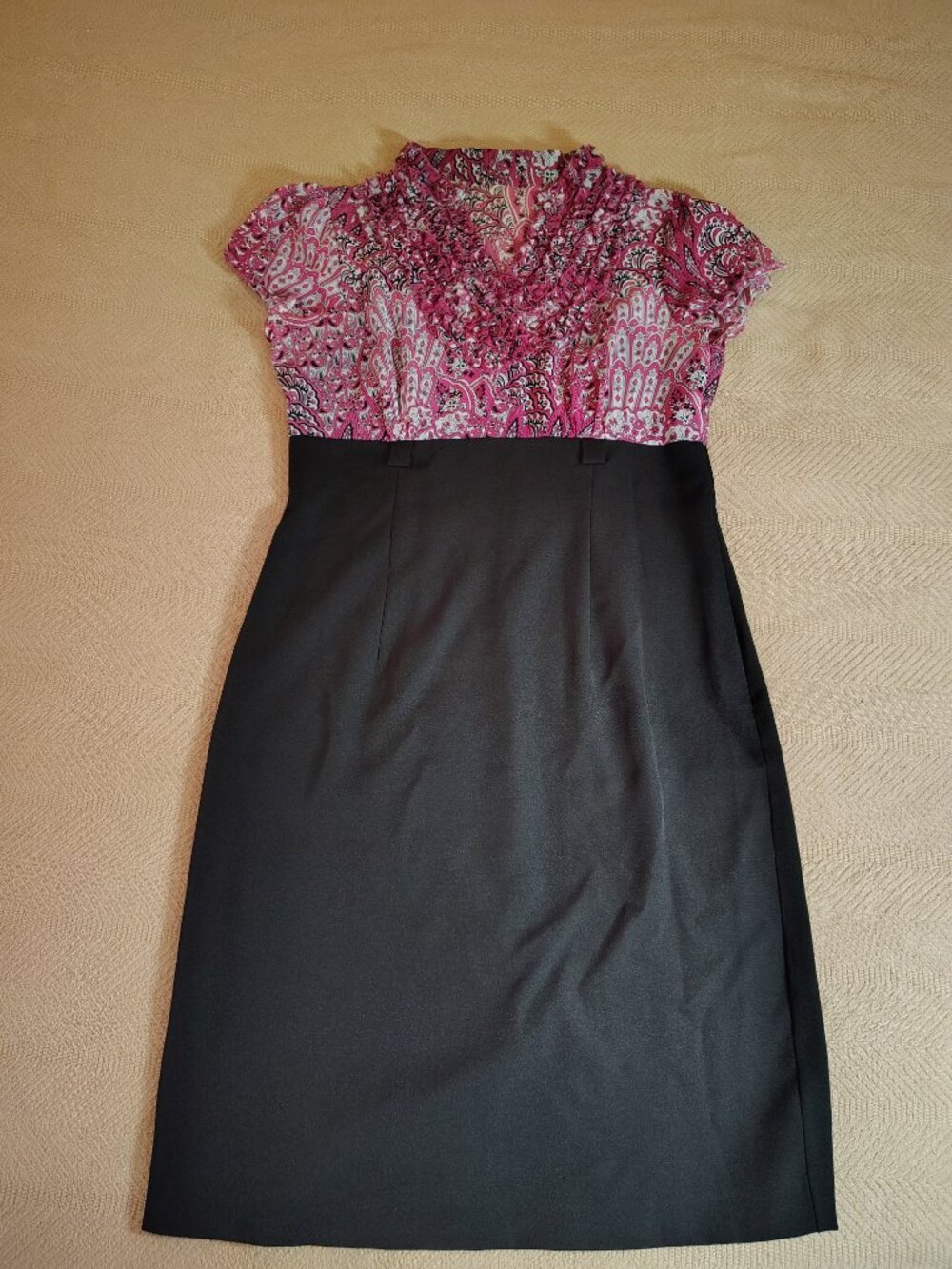 New! Woman’s Voir Voir dress Size 12